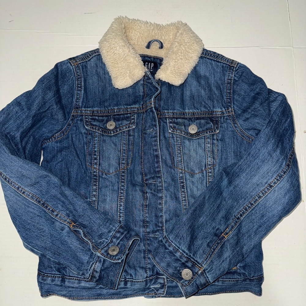 Boys Gap Denim jacket size L. (Fleece lined)